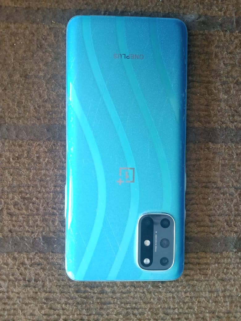 ONEPLUS 8T : 2 green lines on side of screen , dual sim working 1