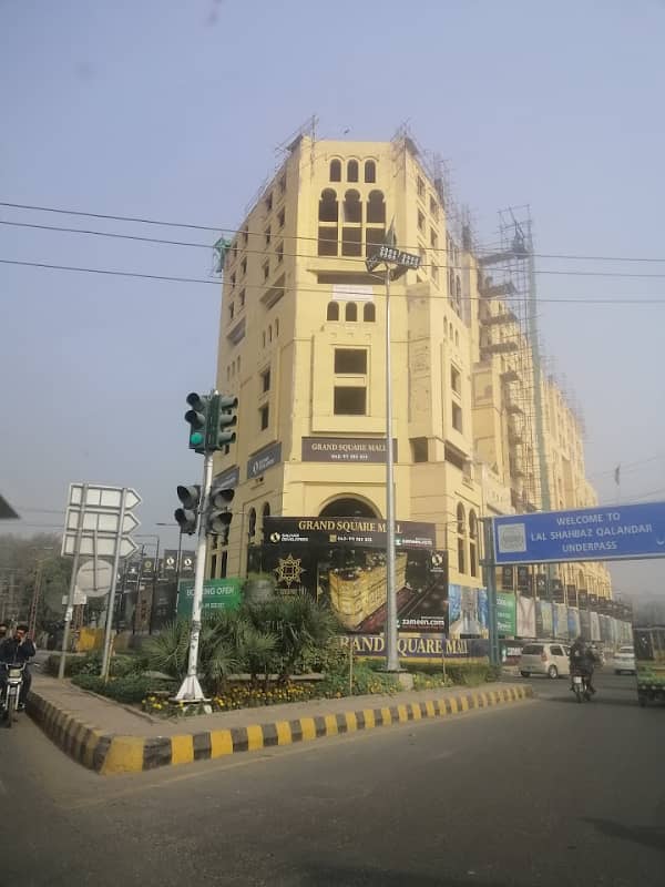 1265 Sq Ft Beautiful Office For Rent In Gulberg 2