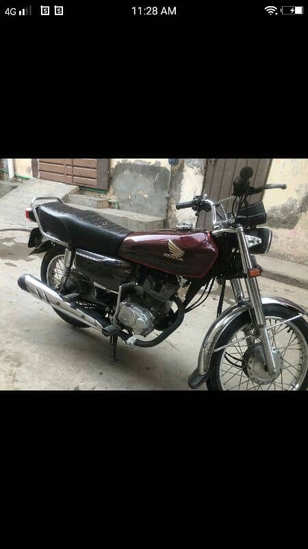 Honda CG 125 new condition one hand 03021407947 4