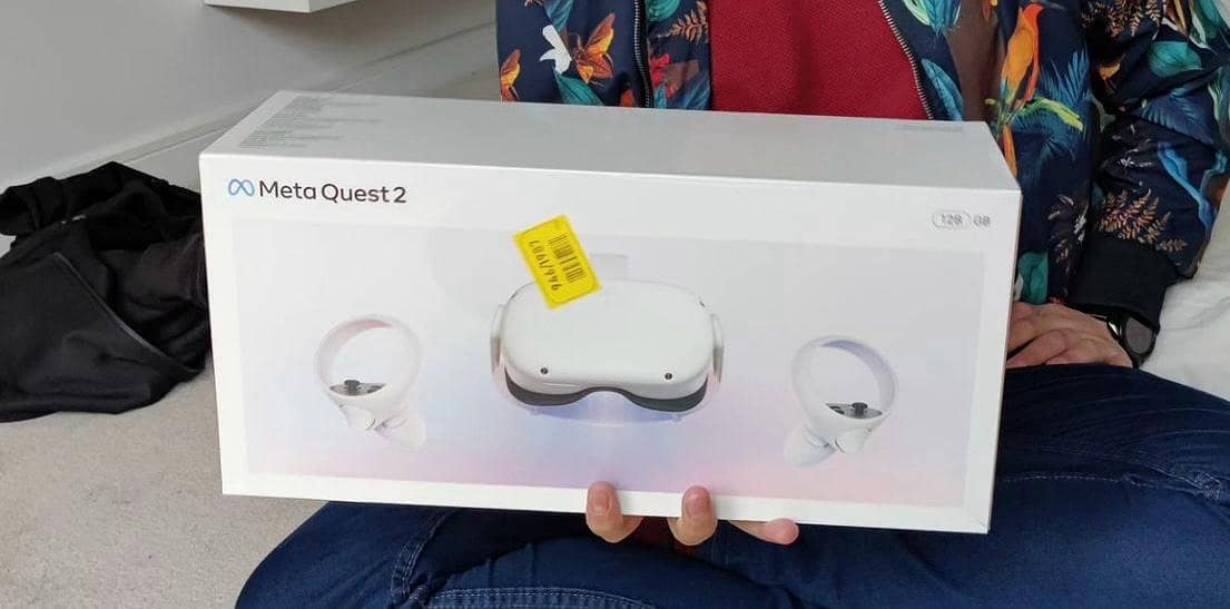 Oculus Quest 2 128GB VR Headset with Touch Controllers - Open Box 1