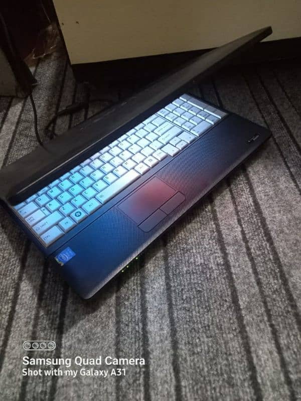 Toshiba 3rd generation laptop 2