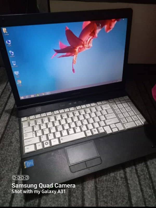 Toshiba 3rd generation laptop 3