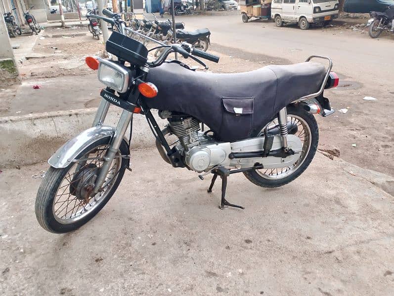 honda CG 125 2018 model 2019 registration 14