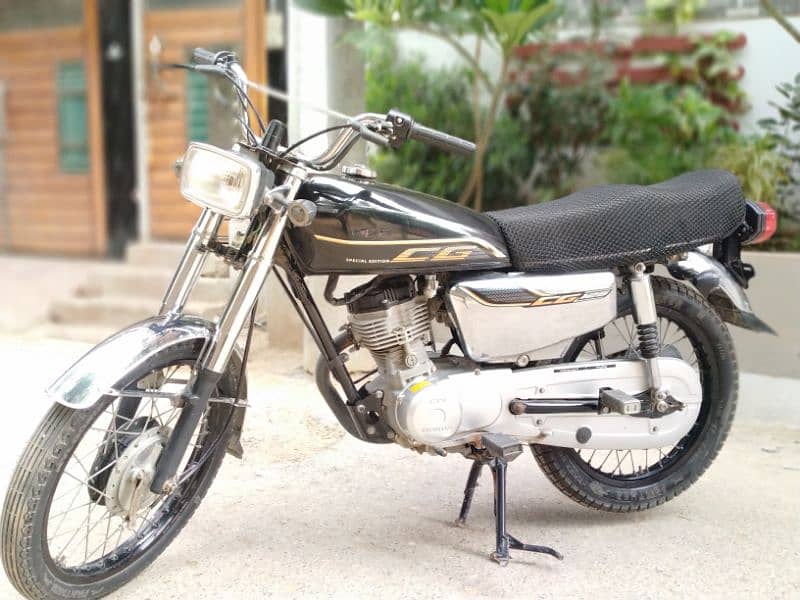 Honda 200 cc BHAWALPOR 2016 1