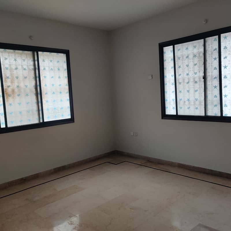 Portion For Rent 3 Bedroom Drawing And Vip Block 3A 5