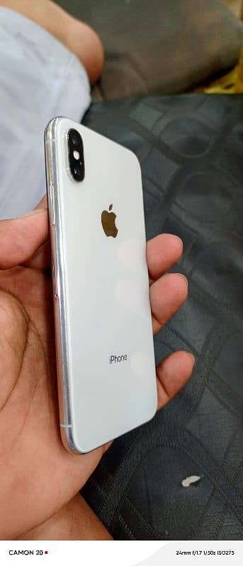 I phone x 64 gb by pass 1