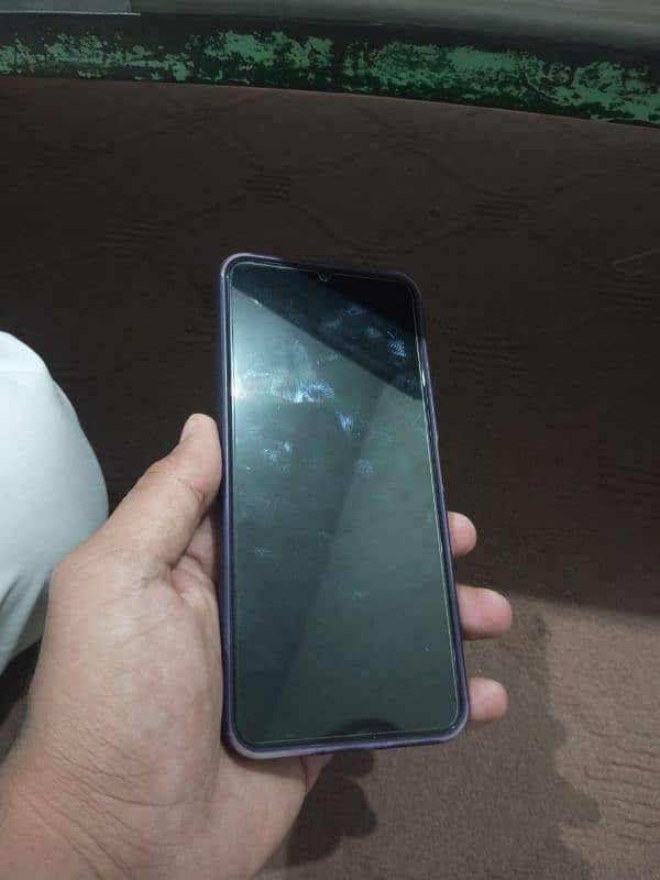 vivo y17s 3