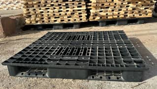 Plastic Pallets | Industrial Pallets | Wooden Pallets | Iron Pallets