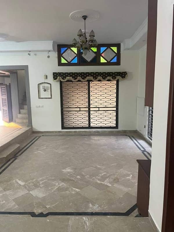 1 Kanal Single Story For Rent 4badroom Attached Bath Kitchen Dring Room With Garaj Total Marble Floor 10