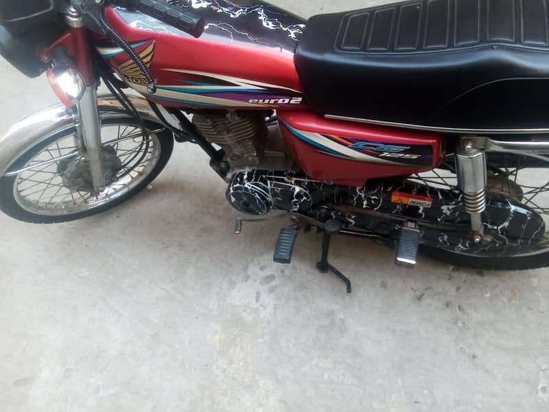 Honda CG 125 2015 6