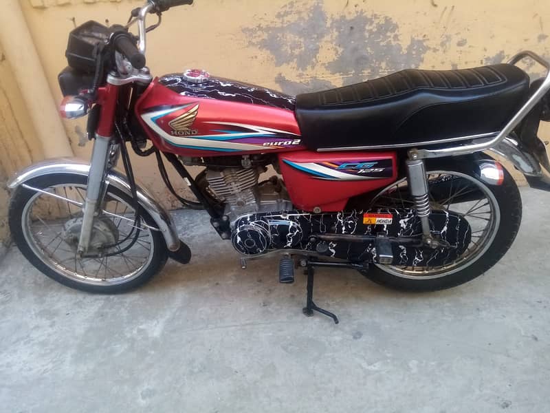 Honda CG 125 2015 9