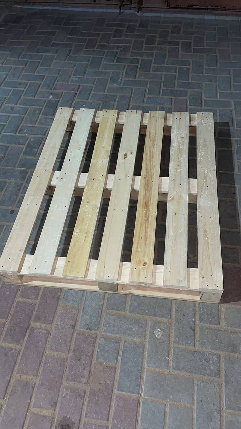 Plastic Pallets | Industrial Pallets | Wooden Pallets | Iron Pallets 9