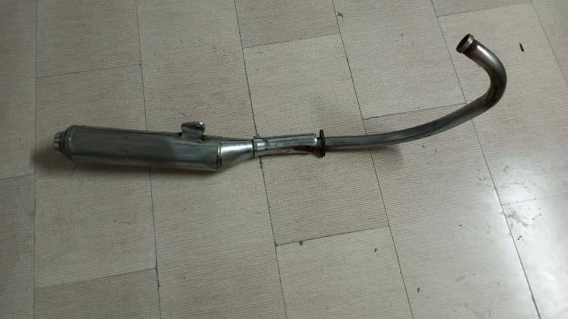 Suzuki Silencer GS 150 Good Condition No Rust 10