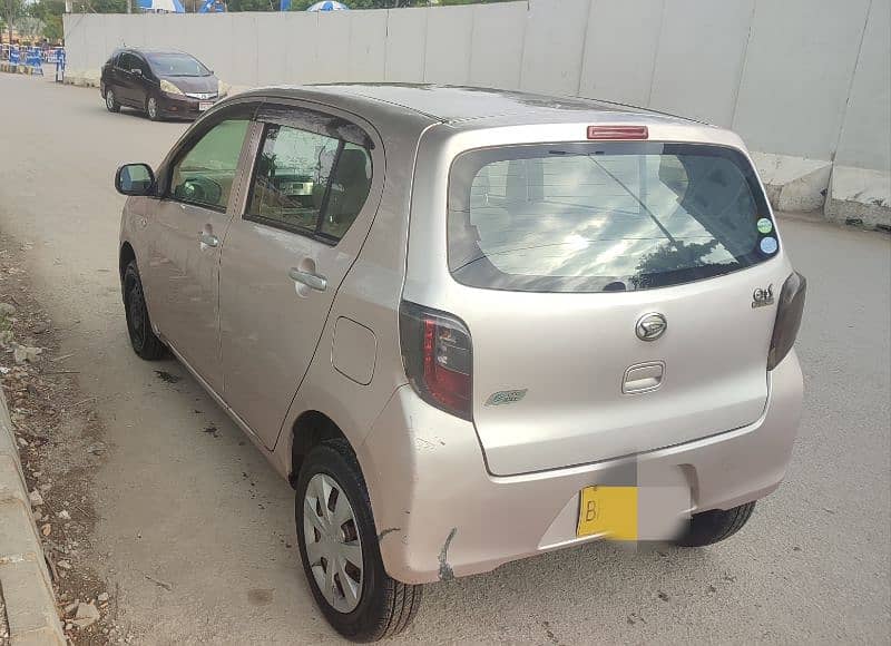 Daihatsu Mira 2013 3