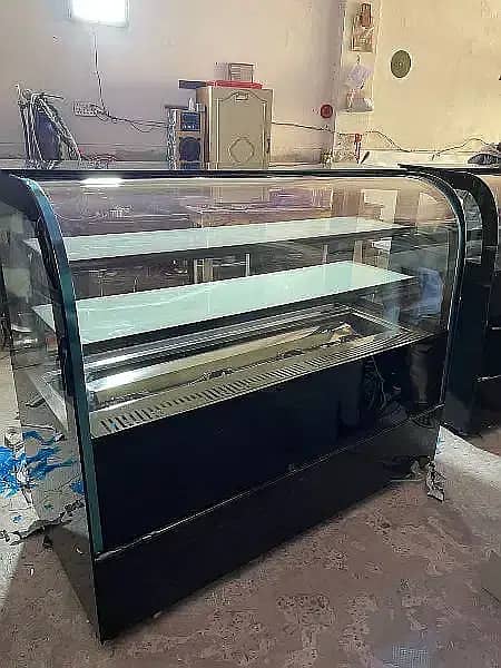 Bakery Display counter Cake Display Freezer Chiller 3