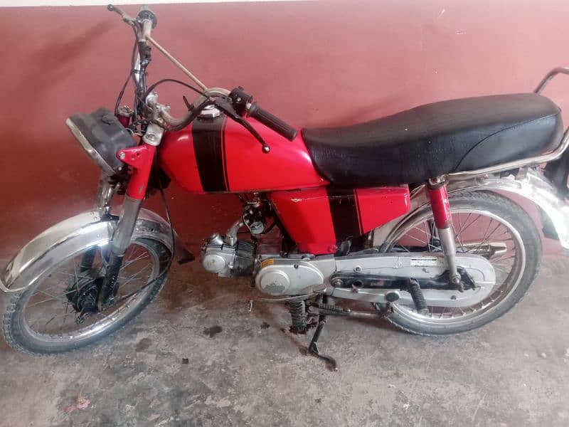 Honda 70 all genuine point bike 0