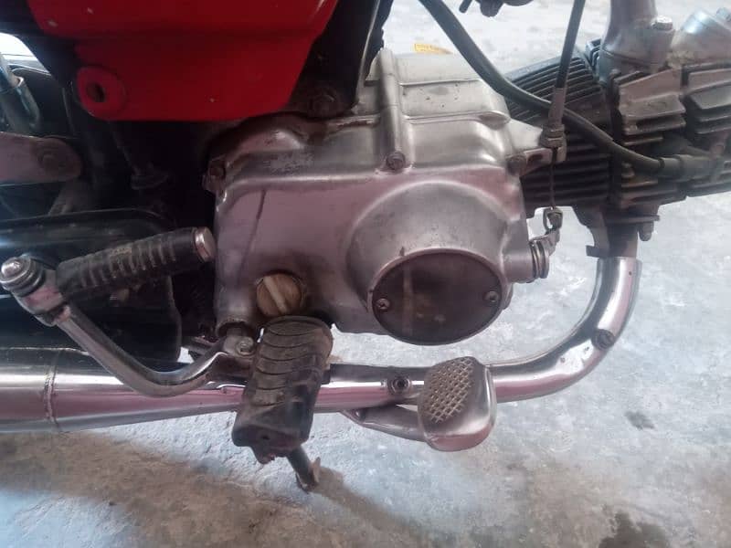 Honda 70 all genuine point bike 2