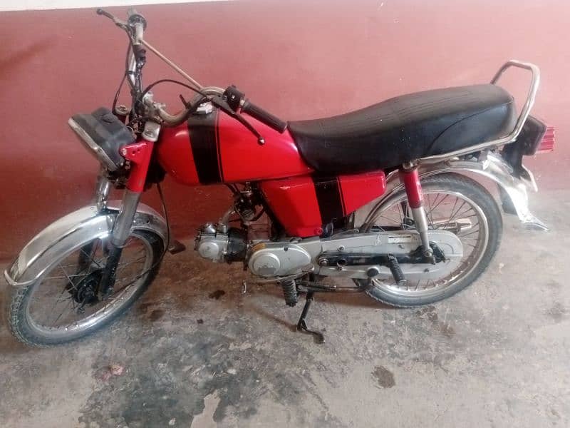 Honda 70 all genuine point bike 5