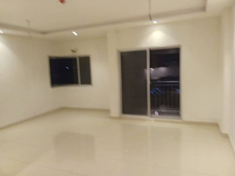 Non Furnished 1 Bedroom Apartment For Rent in Defence View Apartment (DVA) Prime Location 21