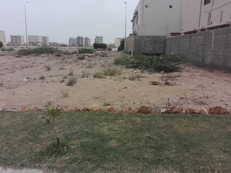 Ideally Located Prime Location Residential Plot Of 500 Square Yards Is Available For Sale In Karachi 7