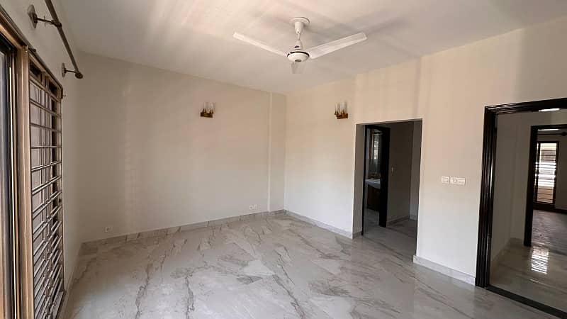 ASKARI HEIGHTS 4, UNIT AVAILABLE FOR RENT 5