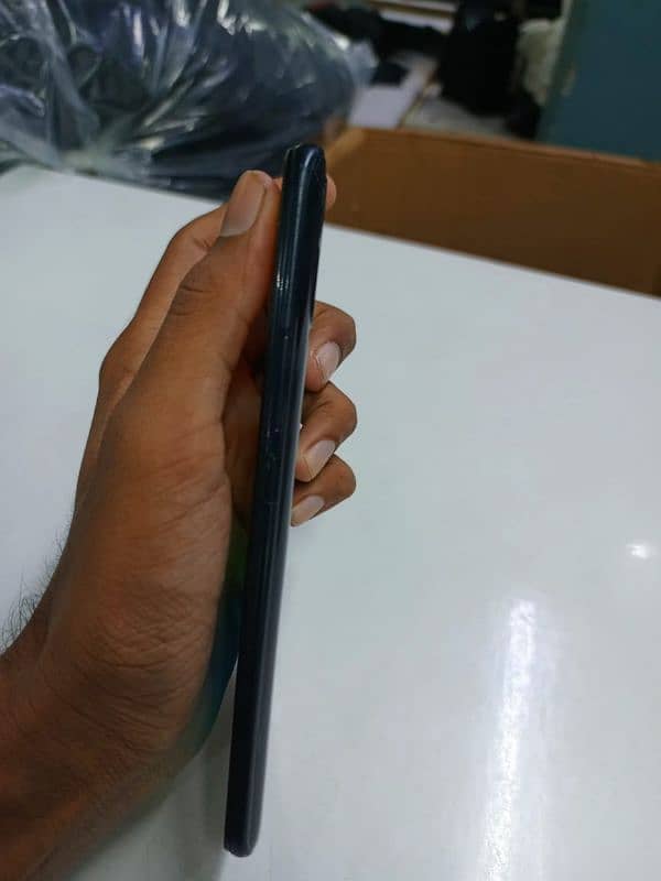 Infinix Hot 10 paly 4 64 touch galss bark only Mobile 7