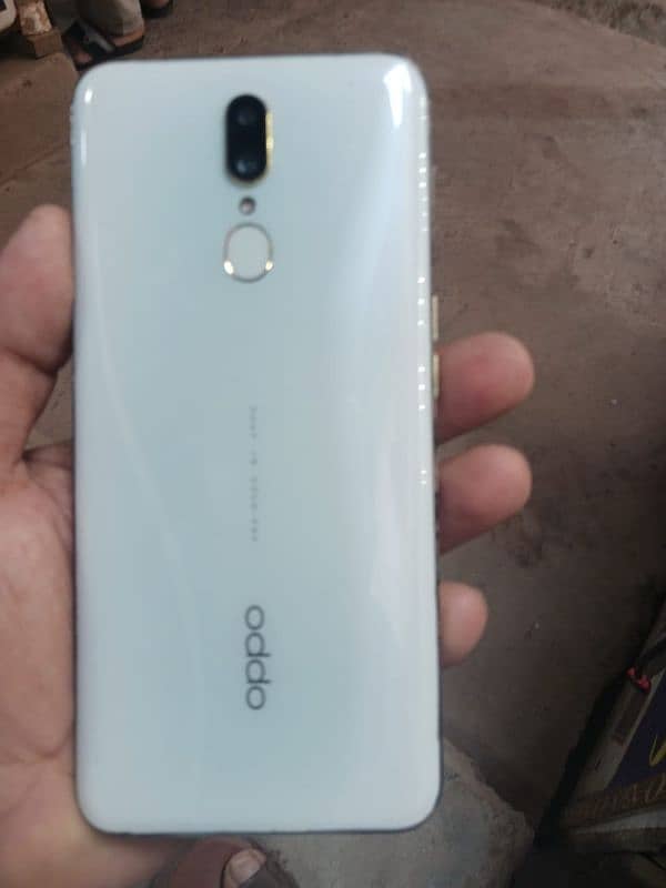 oppo F11 8gb 256gb pta approved 5