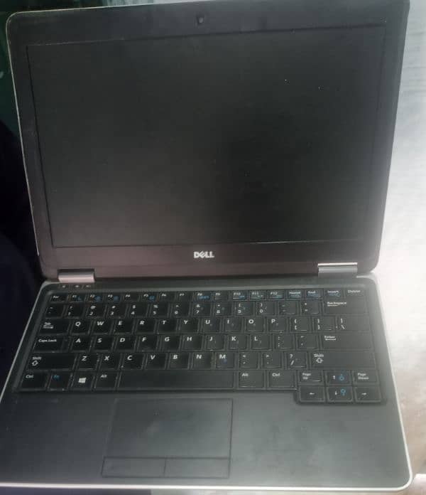 Dell laptop 3