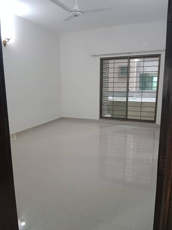 Newly constructed 4xBed Army Apartments (6th Floor) in Askari 11 are available for Rent. 15