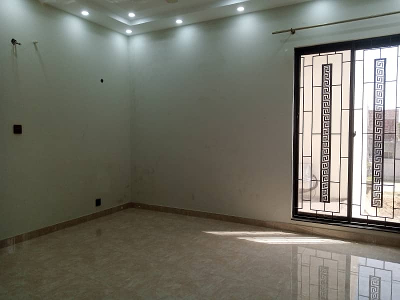 10 MARLA UPPER PORTION FOR RENT 3