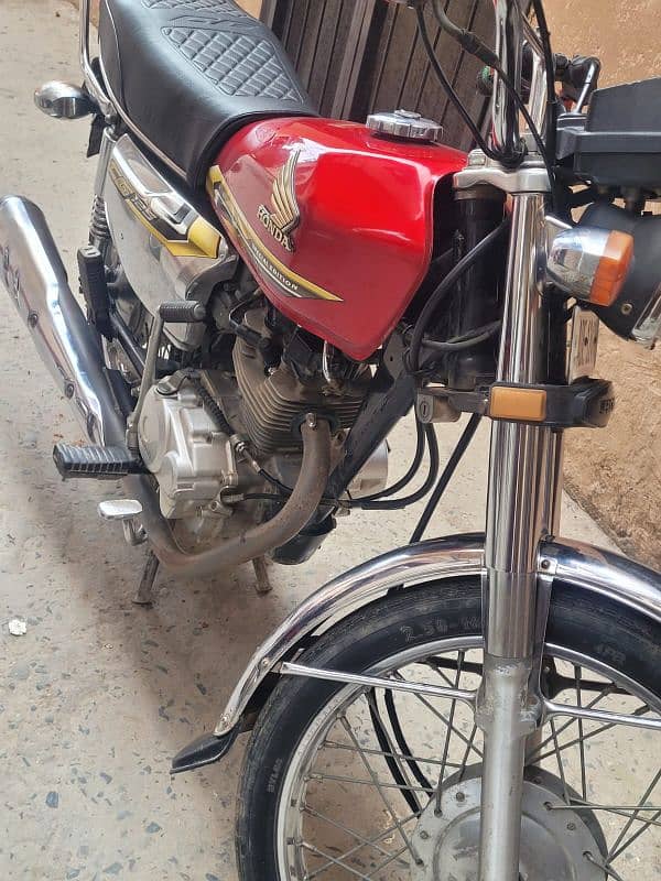 Honda 125 self start urgently sell condition 10/10 1