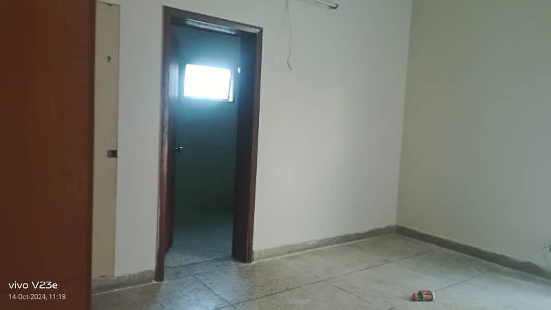 1 Kanal Lower Portion 3 Bed Tv lounge Kitchen Store Servant Quarter Dinning Drawing Room in DHA Phase 2 For Rent 13