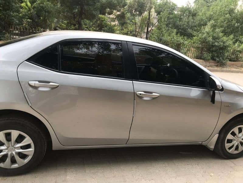 Toyota Corolla Vvti gli automatic 2018 3