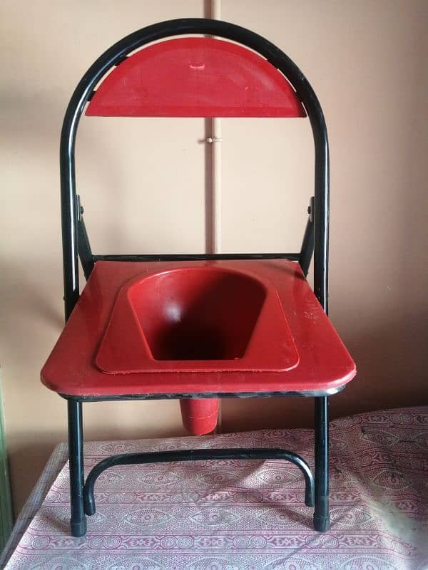 Commode folding chair 2