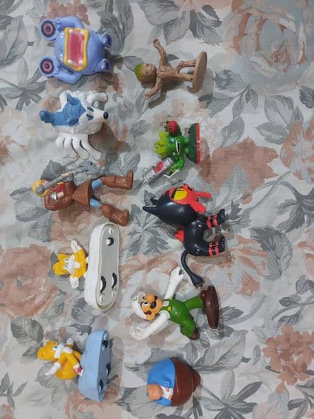 Pokemon Figures 15