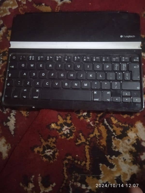 Logitech ultrathin lightest Bluetooth keyboard 1