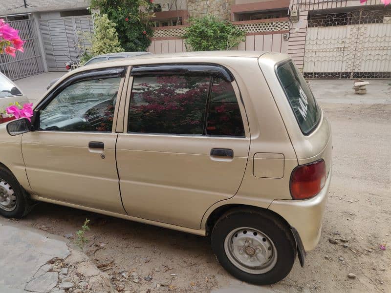 Daihatsu Cuore 2009 3