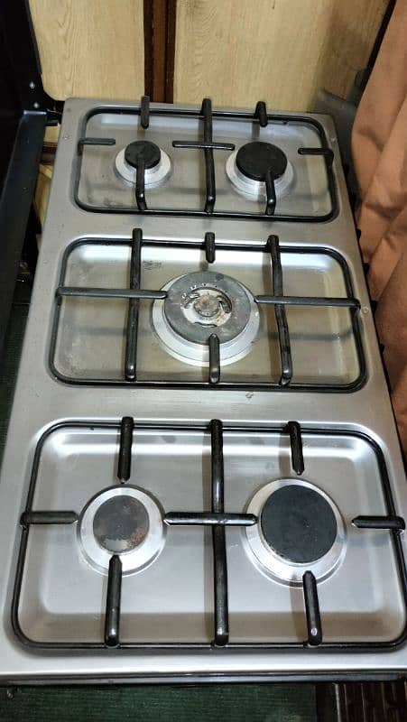 Beetro 5 burners cooking range 3