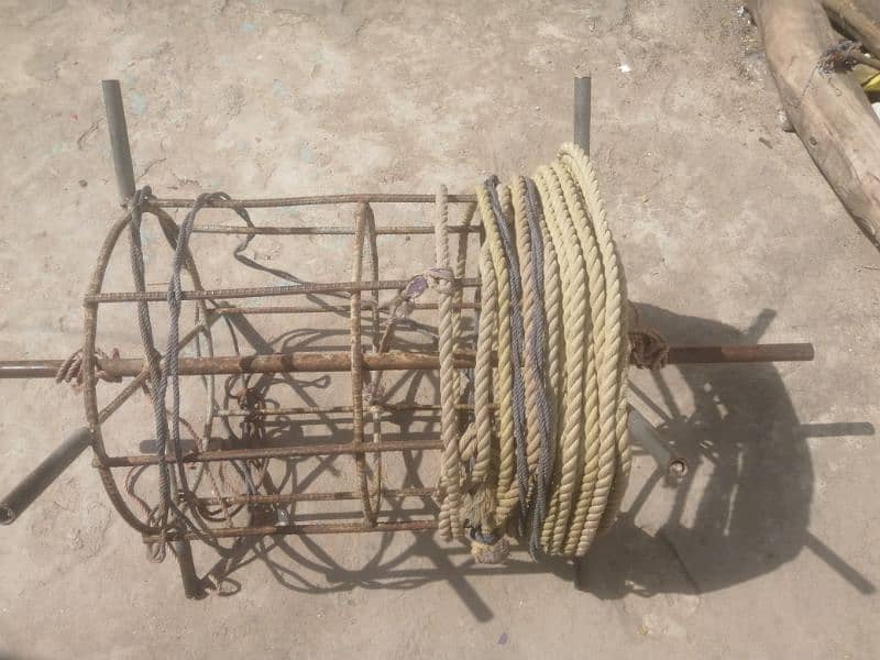 Iron pulley (Charkha) 0