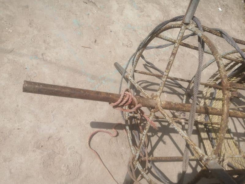 Iron pulley (Charkha) 1