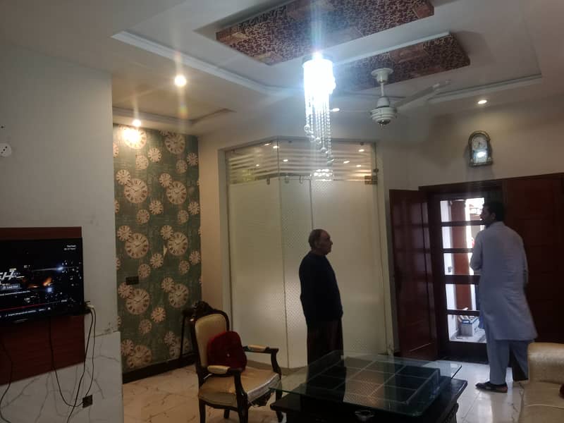 5 Marla Beautiful House Available For Sale In Johar Town 13