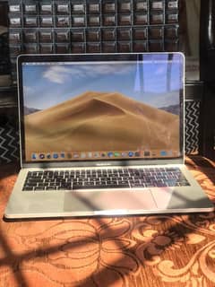 MacBook Pro (2017)