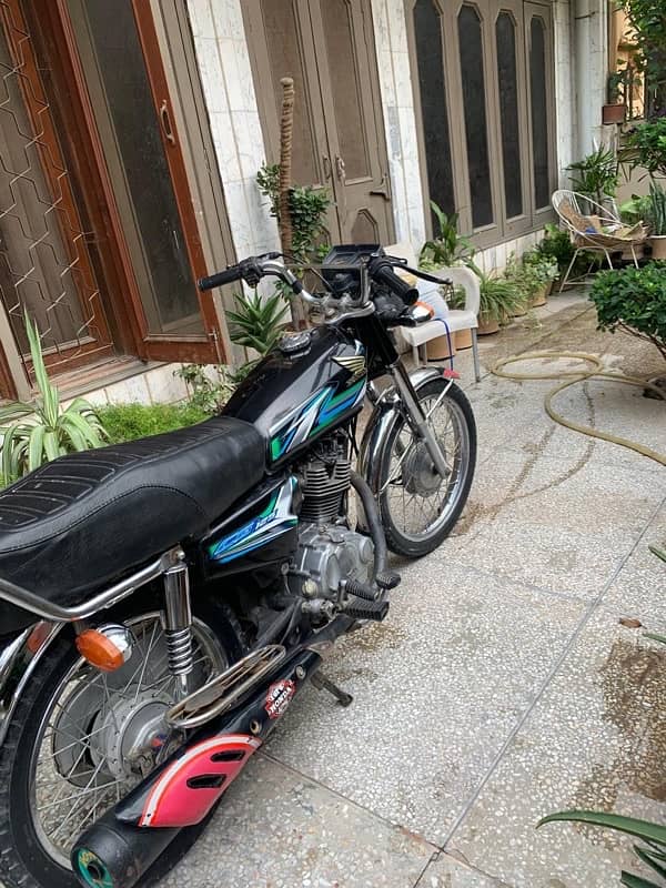 Honda 125 cc Full ok all documents  complete  hai 2