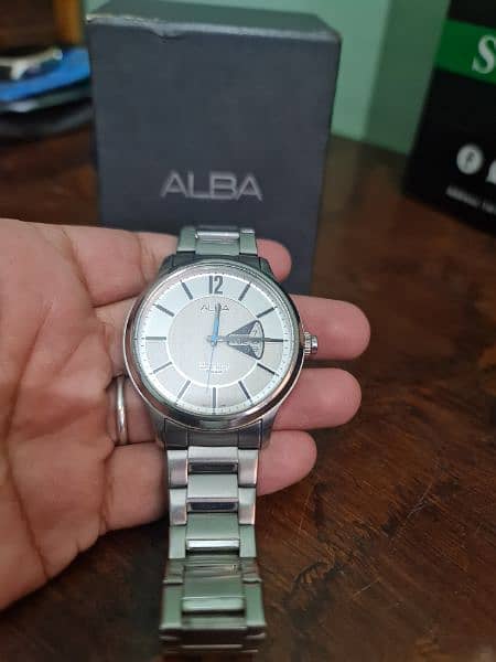 Alba Watch 1