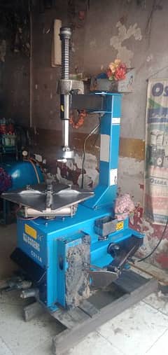 Tyre Changer Machine