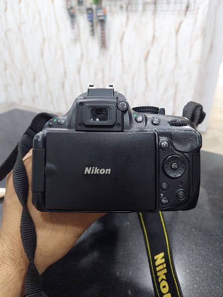 nikon d5200 with 18 55 and 55 200 vr ll 3