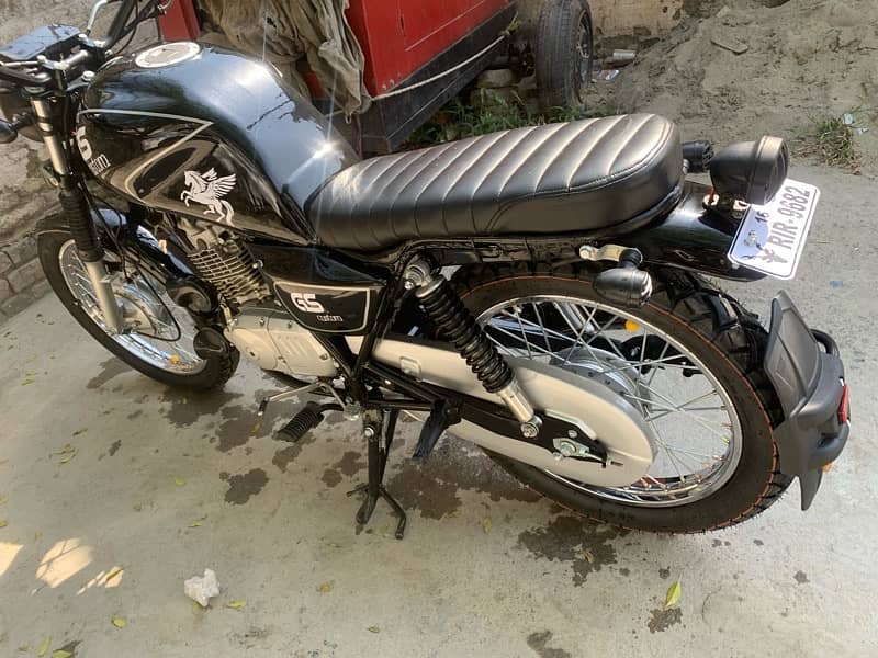 Suzuki Gs150 2