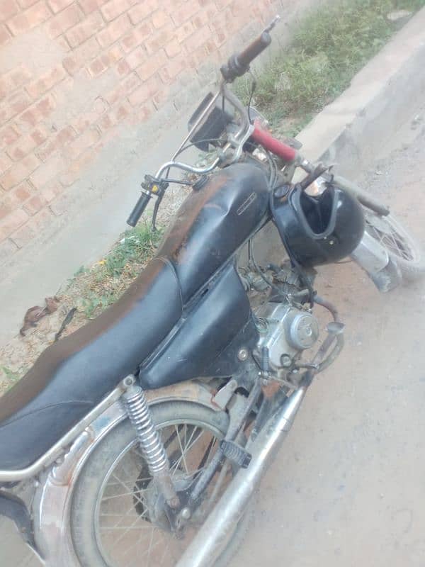 Super star bike with well condition at considerable price 4