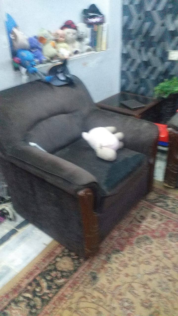 Sofa used 1