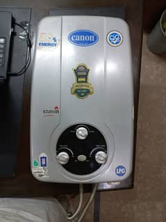 CANON INSTANT GEYSER LPG GAS